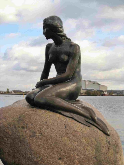 アンデルセン、人魚姫の銅像